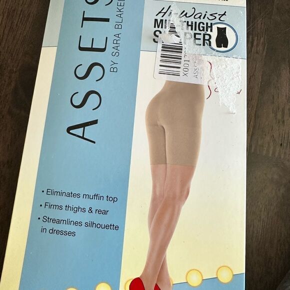 NWT Assets by Spanx Women’s Thigh Shaper - Nude Color - Size 3/Large - Picture 7 of 8